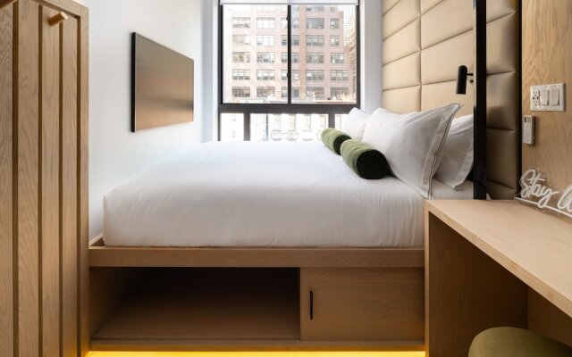 Little Charlie Hotel