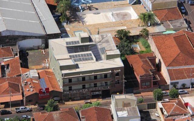 Salata Hotel