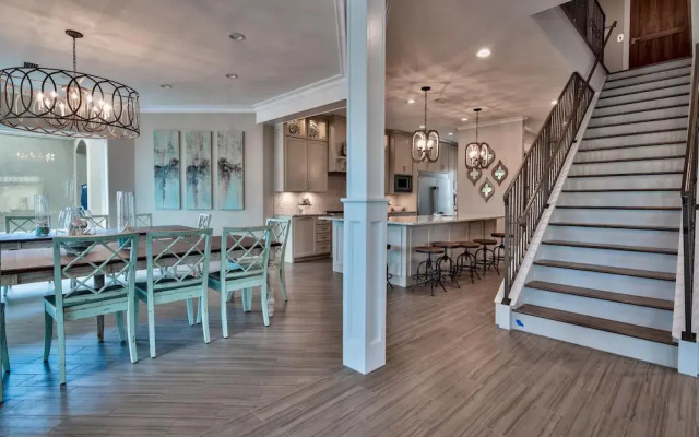 Seastar Palazzo Luxury Across From Beach