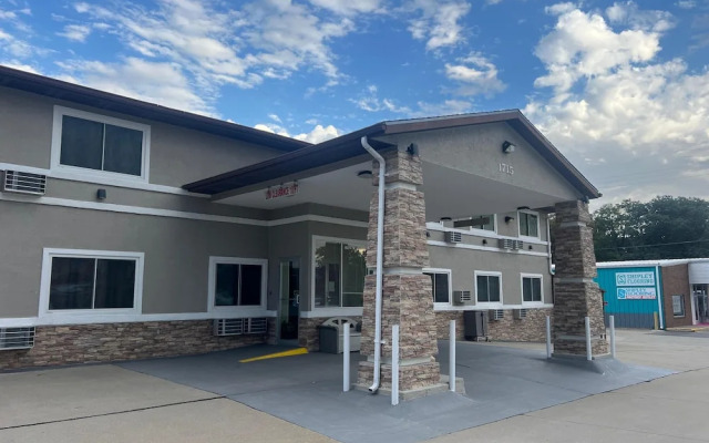 Deluxe Inn Nebraska City