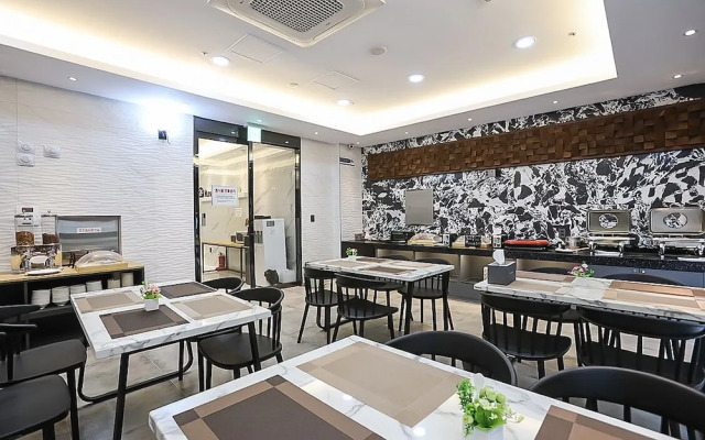 Busan Seomyeon YUNA Hotel Business