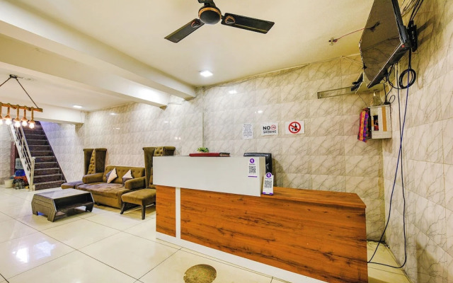 Fabhotel Santosh Residency