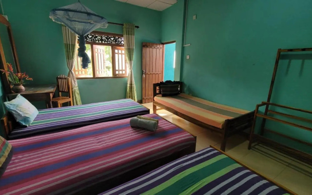 Thomasha Holiday Inn