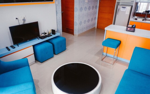 Elegant Hampton's Park Apartment near Pondok Indah Mall