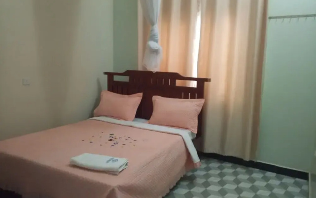 Nkole Deluxe Suites