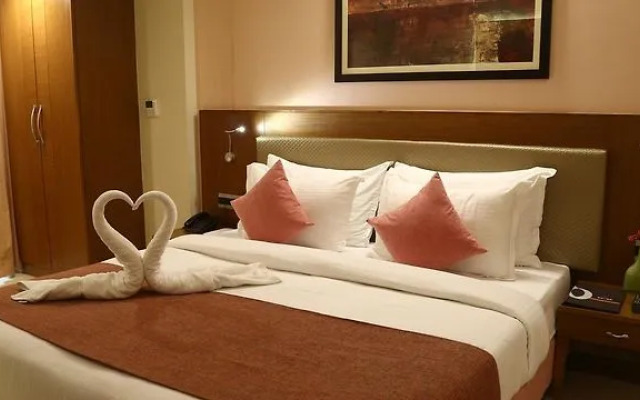 Evoke Lifestyle Candolim