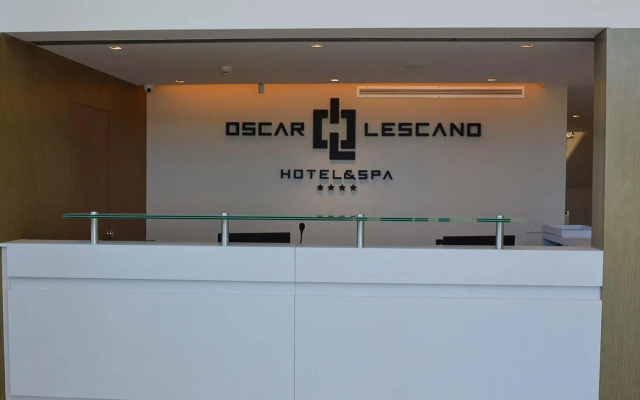 Hotel Oscar Lescano