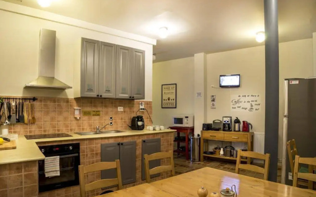 Antique Hostel