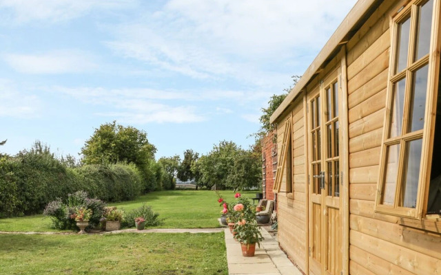 Little Pound House