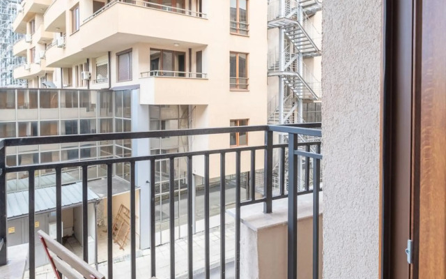 Sunny Dream Apartments