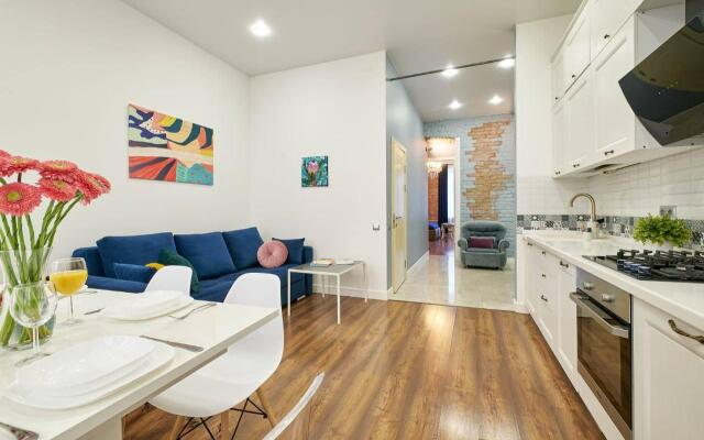 Веста на Садовой 7-9-11