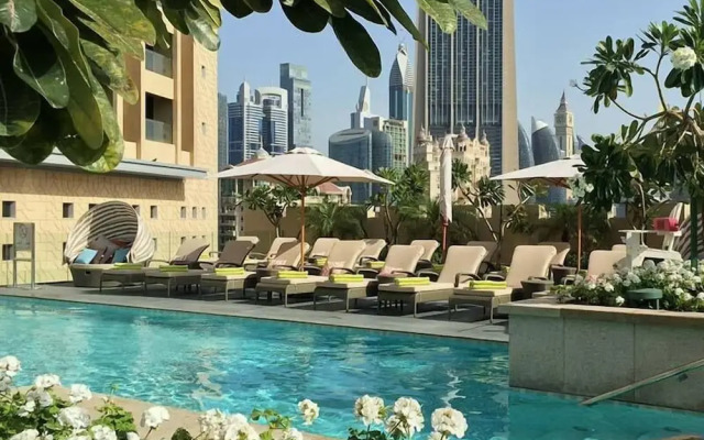 SuperHost- Classy Apt With Incredible Partial Fountain View I Address Dubai Mall