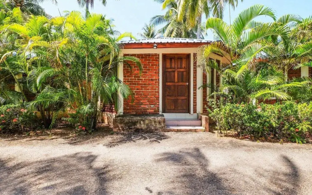 OYO 594 Marina House