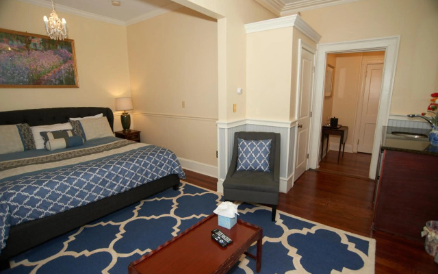 The Inns On Bellevue