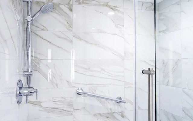 Weber's Hotel & Restaurant