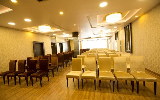 White Mushroom Jaipur V Inn