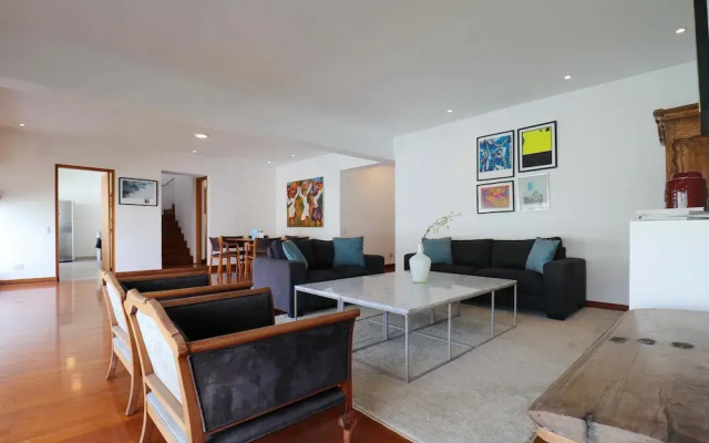 w Radiant 2BR w Modern Terrace in Miraflores