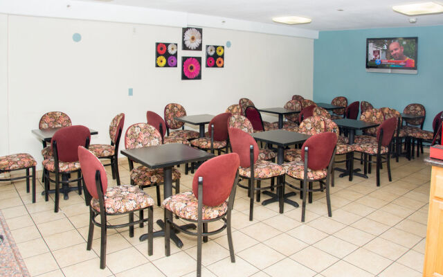 Days Inn And Suites Artesia