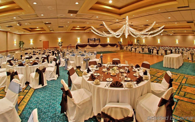 Cortina Inn