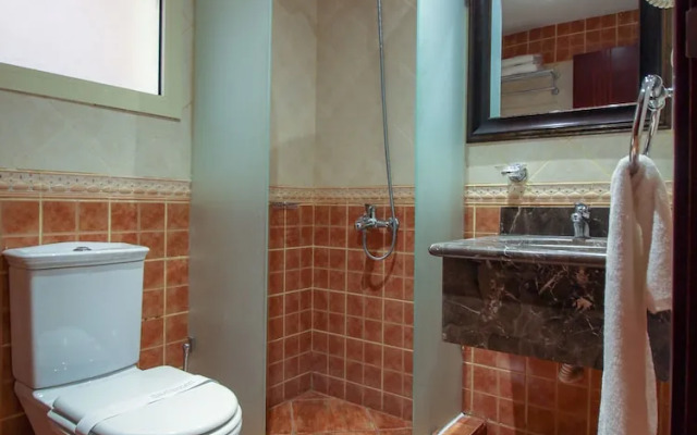 Lotaz Hotel