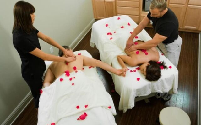 The Palms of Destin Resort by Panhandle Getaways