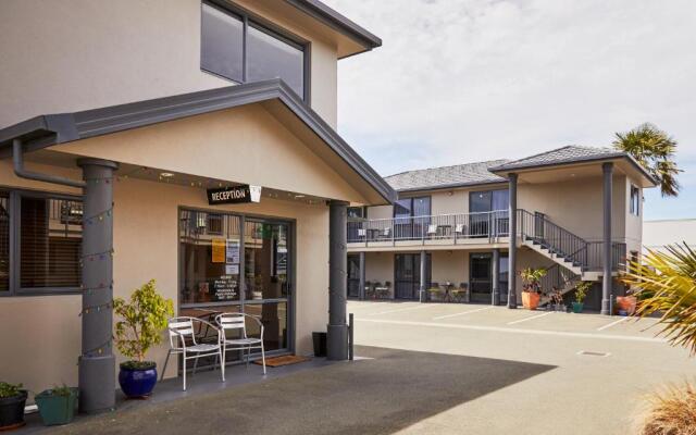 Blenheim Palms Motel