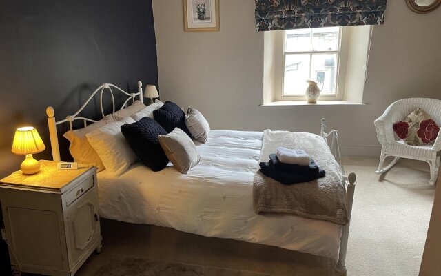 Stunning 2-bedroomed Cottage