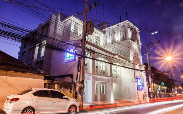 B2 Riverside Colonial Hotel