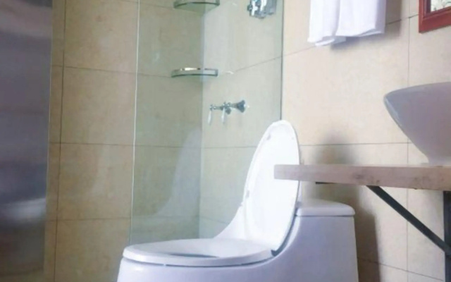 Julong Hotel