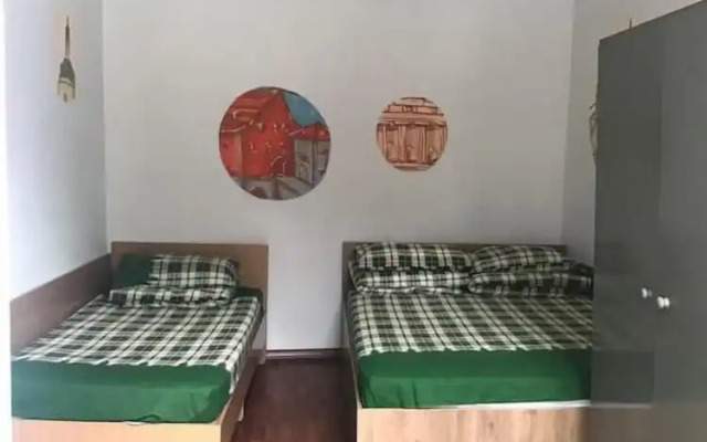 Mister Econom Hotel - Hostel
