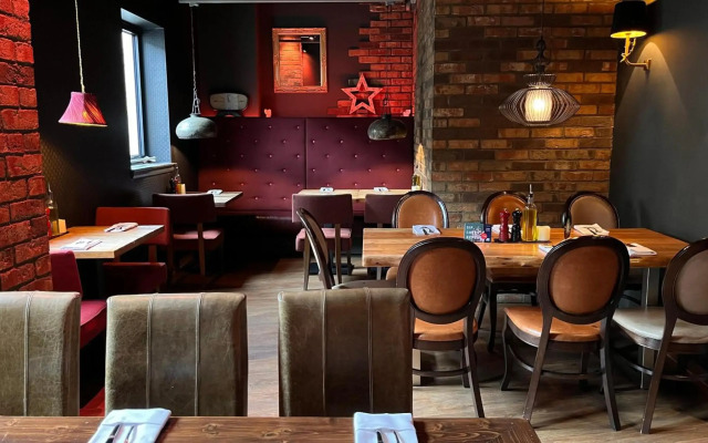 BNB Hotel Inverness   