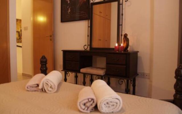 Holiday Home 2 Bedrooms 1 Bathroom - Pernera