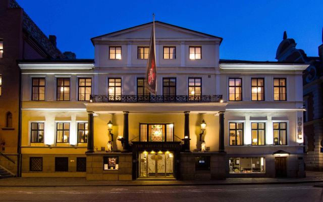 hotelImage