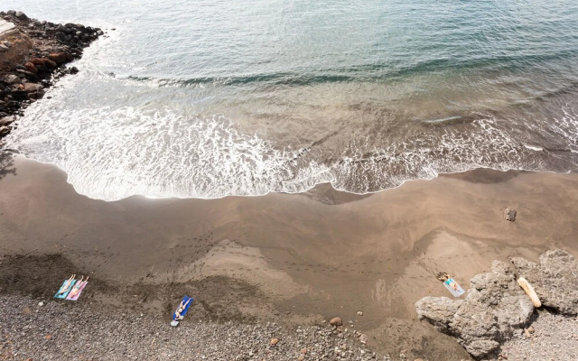 Little Beach Paradise Las Gaviotas