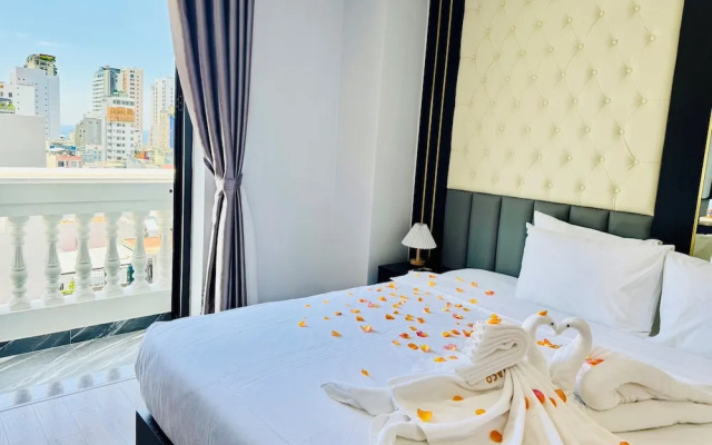 Monaco Hotel Danang