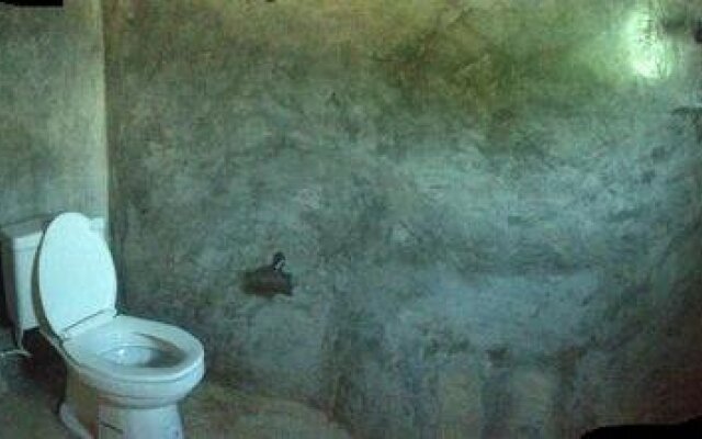 Solar Cell Uthai Thani Homestay