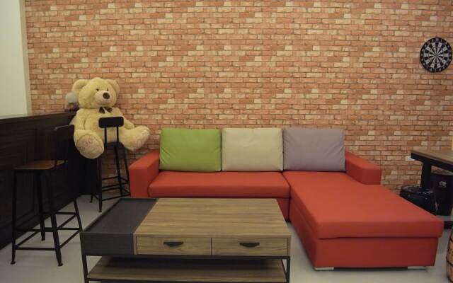 Oman Is Very Happy B&B