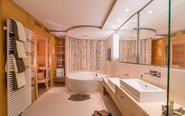 Alpenrose Leading Family Hotel & Resort