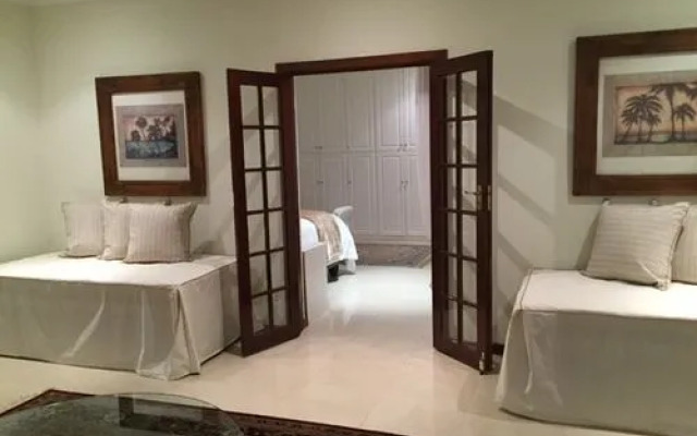 Villa Anastasia B and B