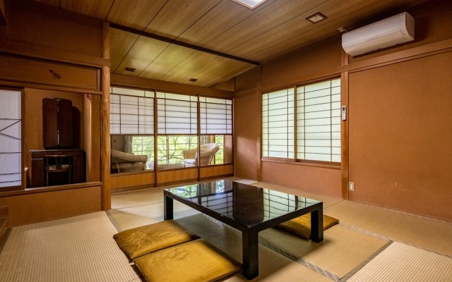 Nostalgic Japanese-style room 사진 2