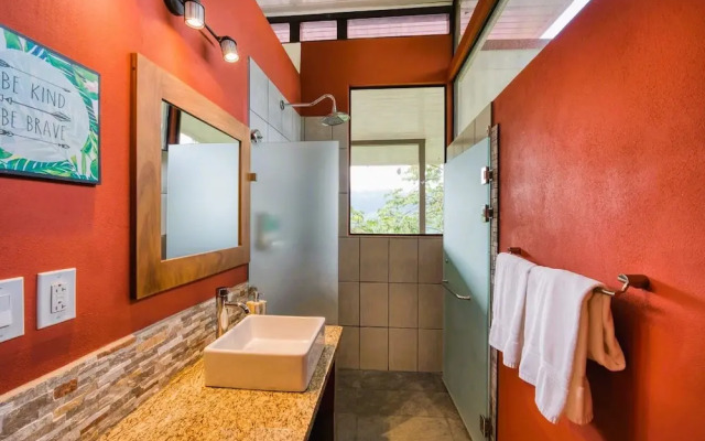 Nature's Edge Boutique Hotel