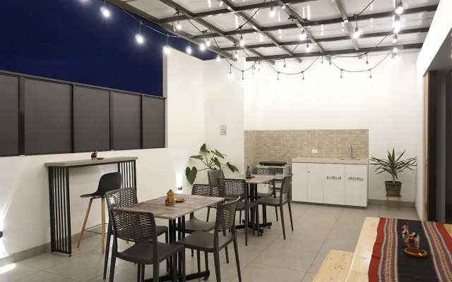 Casa Pillqu APARTAMENTOS PRIVADOS - 10min del Aeropuerto Lima PE