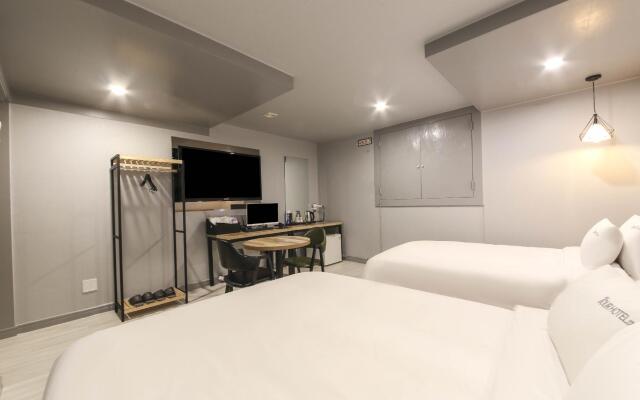 Tour Hotel