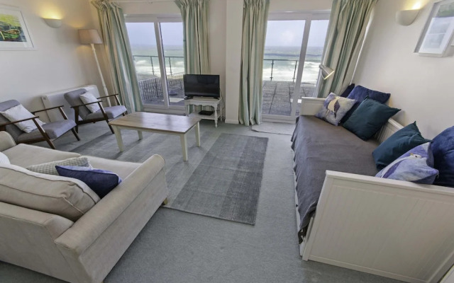 Apt 16, Seaviews, Slps 5 Indoor Heated Pool