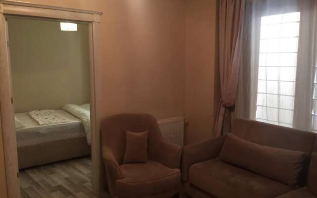 Almira Apart Otel İstanbul