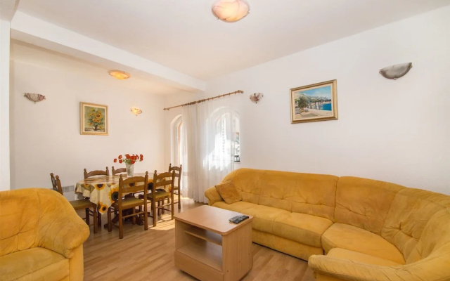 Apartment Denis