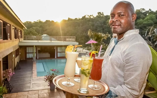 Bambuu Lakeside Lodge
