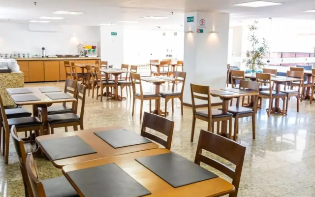 Marinas Maceió Hotel
