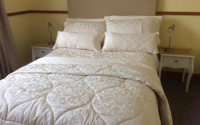 Inglewood Lodge B&B