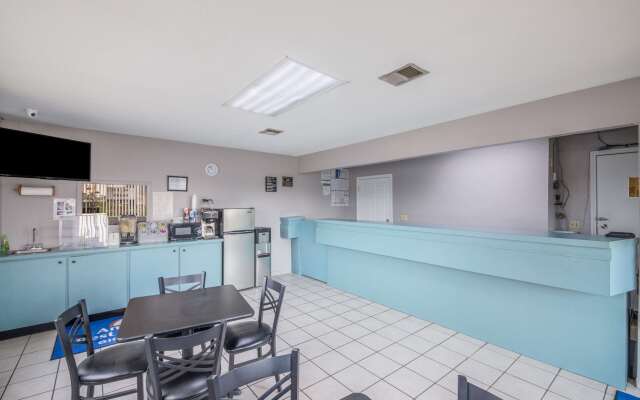 Americas Best Value Inn Giddings